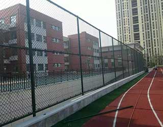 學(xué)校操場(chǎng)圍欄網(wǎng)